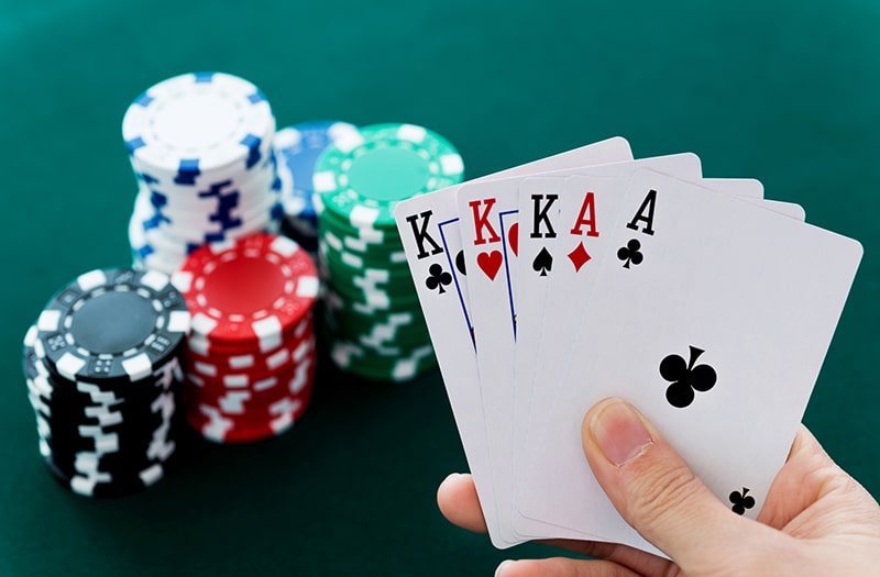 situs daftar bandar judi poker deposit pulsa online terpercaya